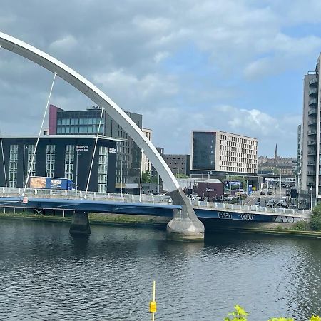 River View Apartment Glasgow Eksteriør billede